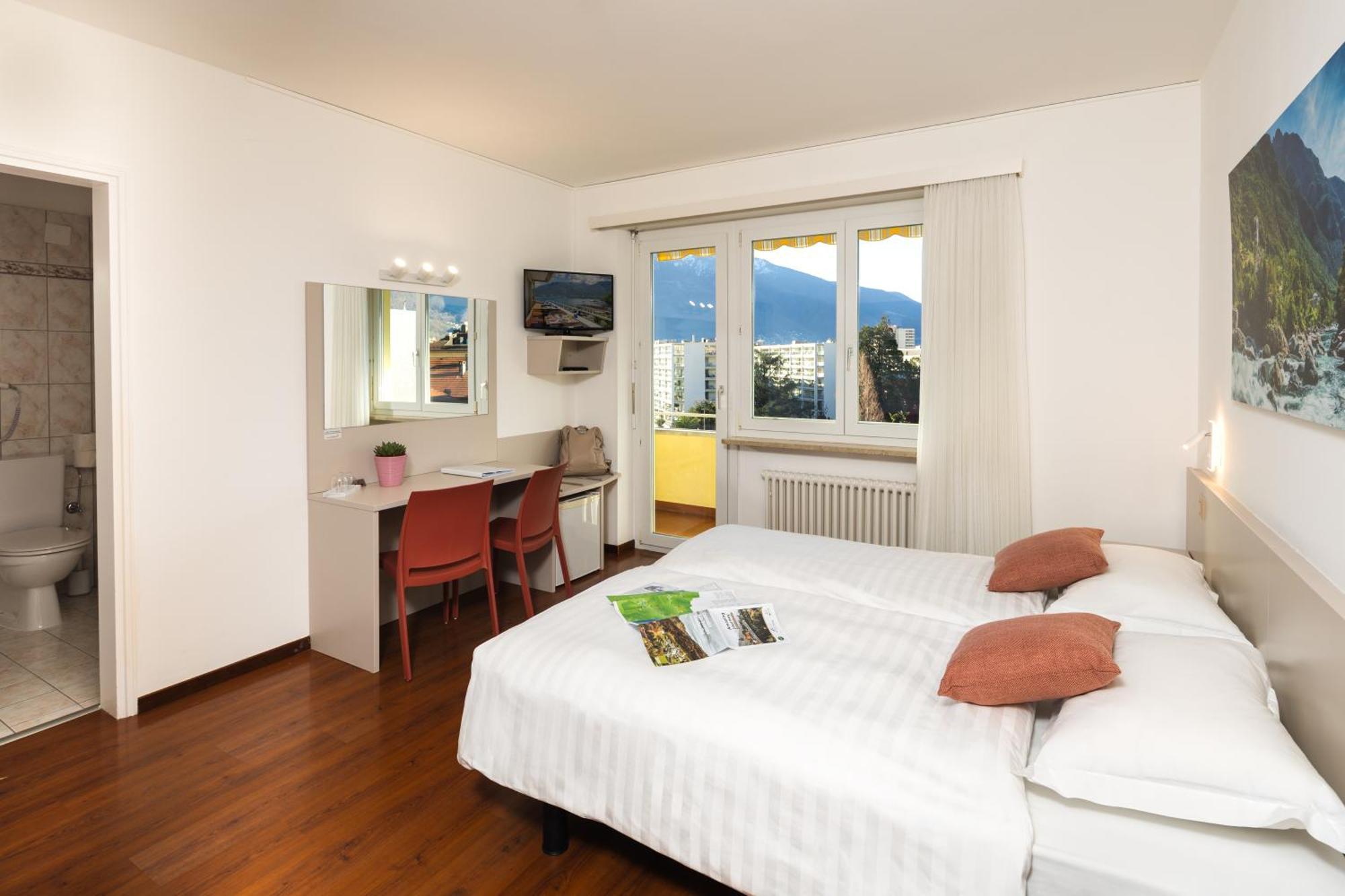Hotel Rondinella Locarno Eksteriør billede
