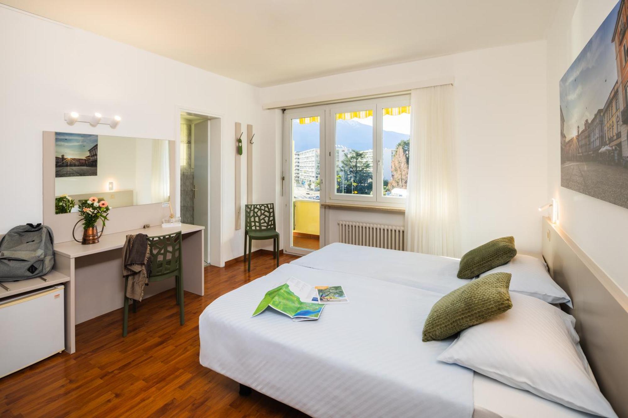 Hotel Rondinella Locarno Eksteriør billede